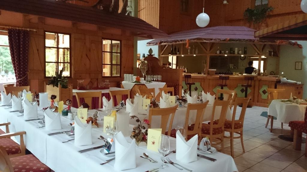 Schneiderlein Hotel Limbach-Oberfrohna Ngoại thất bức ảnh